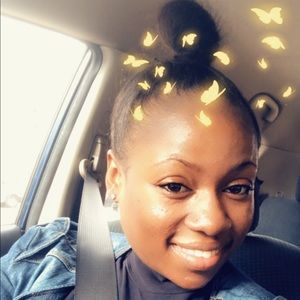 Meet your Posher, Ebony